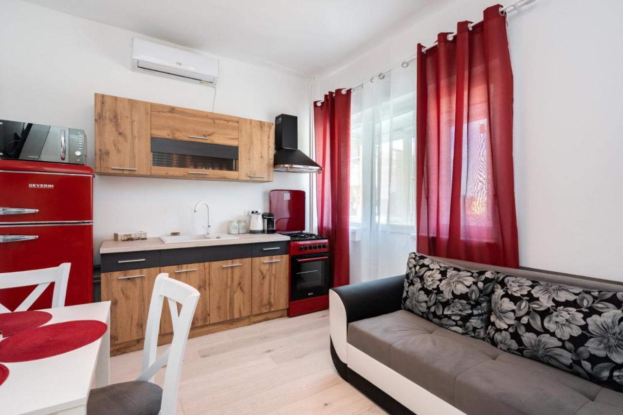 Spacious And Cozy Apartment In Central בוקרשט מראה חיצוני תמונה