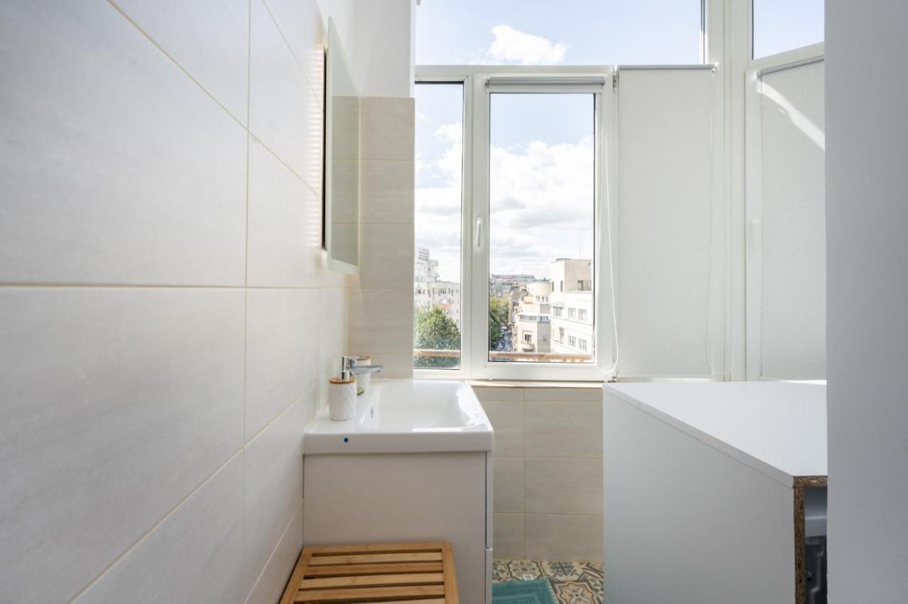 Spacious And Cozy Apartment In Central בוקרשט מראה חיצוני תמונה